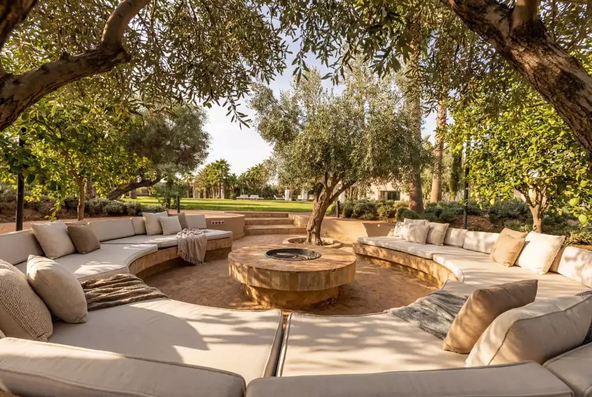 Private villa with pool and Atlas view